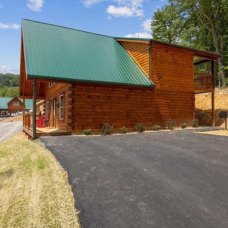 The 3 Bears Is A Newly Built 3 Bedroom Cabin Only 3 Minutes From The Parkway! Піджен-Фордж Екстер'єр фото
