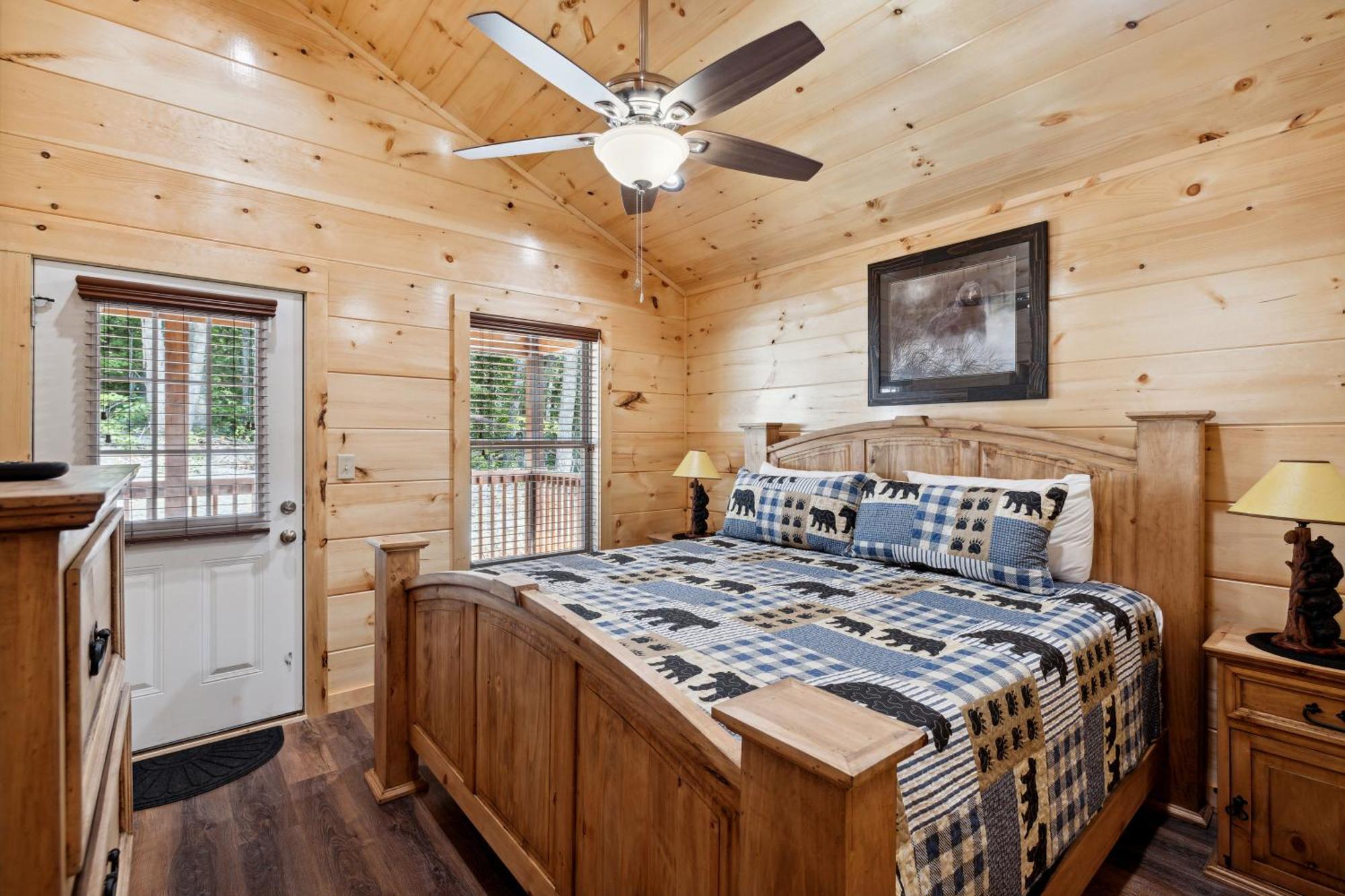 The 3 Bears Is A Newly Built 3 Bedroom Cabin Only 3 Minutes From The Parkway! Піджен-Фордж Екстер'єр фото